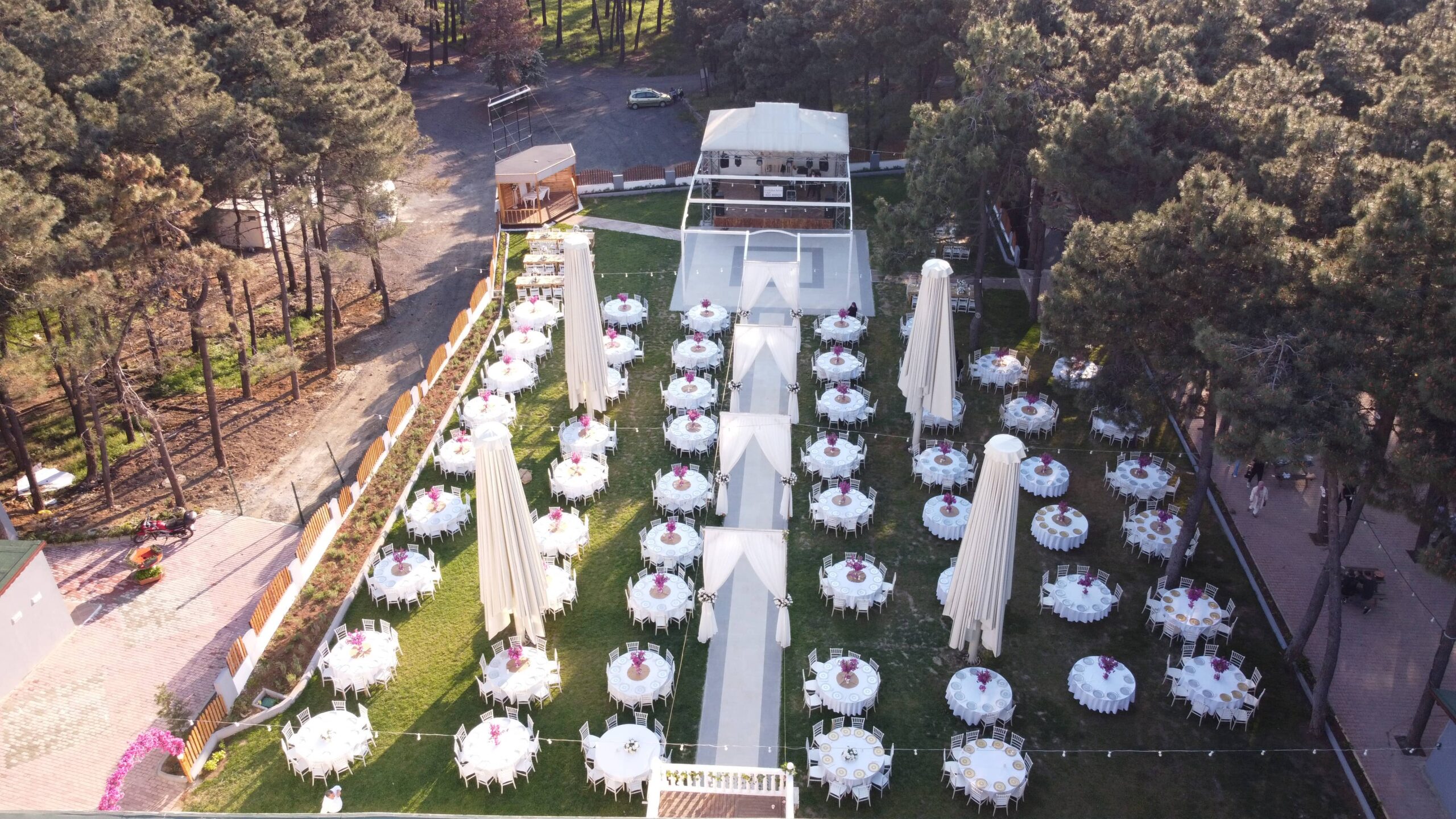 Kır düğün salonu genel görünüm küçük